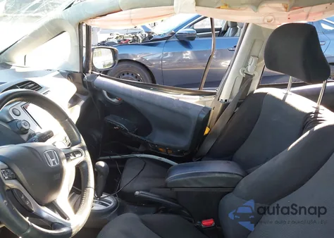 2009 Honda Fit Sport z USA, uszkodzony, nr VIN JHMGE88669S061375